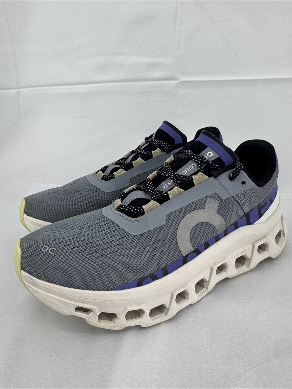 On Running Cloud Womens Cloudmonster Running Shoes, sz 8